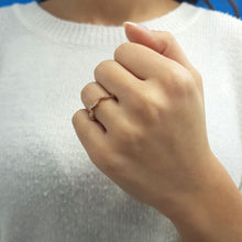 Load image into Gallery viewer, Zig Zag Diamond Ring