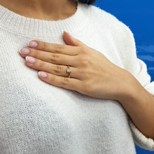 Load image into Gallery viewer, Square Setting Diamond Cluster Ring