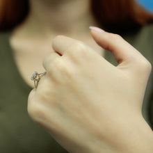 Load image into Gallery viewer, Diamond Cluster Engagement Ring