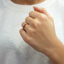 Load image into Gallery viewer, Morganite Diamond Ring