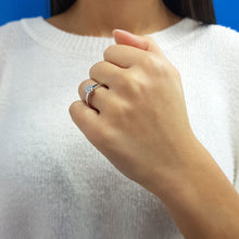 Load image into Gallery viewer, Oval Shape Set Diamond Ring