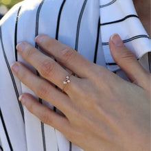 Load image into Gallery viewer, Botanic Inspired Diamond Ring