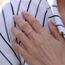 Load image into Gallery viewer, Dainty Diamond Ring