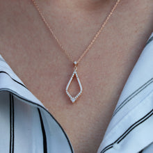 Load image into Gallery viewer, Diamond Shaped Pendant Necklace