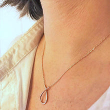 Load image into Gallery viewer, Fish Shaped Pendant Necklace