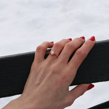 Load image into Gallery viewer, Multi Stone Diamond Ring