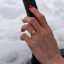 Load image into Gallery viewer, Natural Diamond Ring