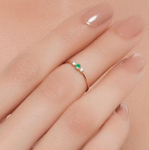 Load image into Gallery viewer, Natural Emerald Ring
