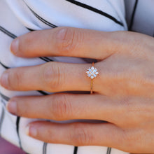 Load image into Gallery viewer, Nature Inspired Diamond Ring