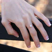 Load image into Gallery viewer, Nature Inspired Diamond Ring