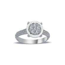 Load image into Gallery viewer, Round Diamond Engagement Ring
